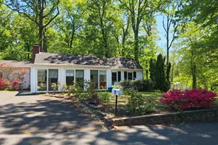 11 Sylvan Ave, Burlington, NJ 08016 - Photo 2