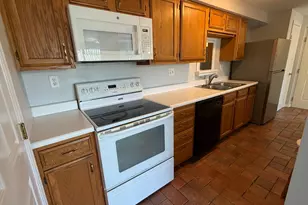 9 Cranberry Ct, Marlton, NJ 08053 - Photo 2