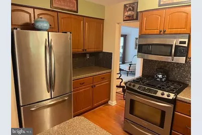 528 S Brentwood Drive, Mount Laurel, NJ 08054 - Photo 4