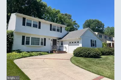 528 S Brentwood Drive, Mount Laurel, NJ 08054 - Photo 1