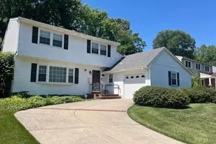 528 S Brentwood Dr, Mount Laurel, NJ 08054 - Photo 1