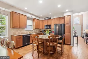 42 Huxley Cir, Marlton, NJ 08053 - Photo 8