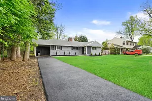 308 Kenwood Dr, Moorestown, NJ 08057 - Photo 2