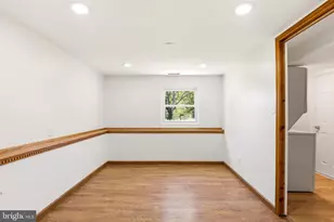 14 Lancaster Dr, Burlington, NJ 08016 - Photo 32