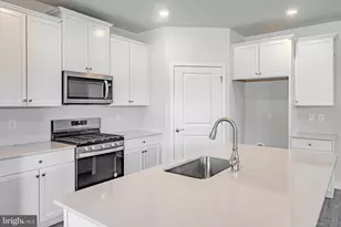 350 Bandon Dunes Ct, Moorestown, NJ 08057 - Photo 10