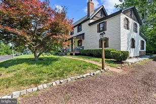 1037 S Church St, Mount Laurel, NJ 08054 - Photo 6