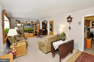 400 S Arthur Dr, Edgewater Park, NJ 08010 - Photo 2