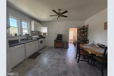 314 W 4th Street, Palmyra, NJ 08065 - Photo 6