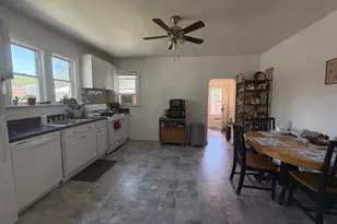 314 W 4th St, Palmyra, NJ 08065 - Photo 2