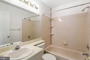 1404 Denham Ct, Mount Laurel, NJ 08054 - Photo 16