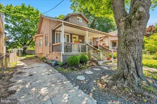 315 N Forklanding Rd, Maple Shade, NJ 08052 - Photo 2