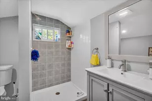 315 N Forklanding Rd, Maple Shade, NJ 08052 - Photo 22
