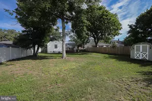 108 W Henry St, Palmyra, NJ 08065 - Photo 40