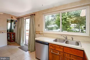 204 Mildred Ct, Mount Laurel, NJ 08054 - Photo 14