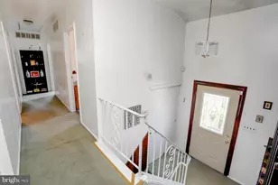 204 Mildred Ct, Mount Laurel, NJ 08054 - Photo 6