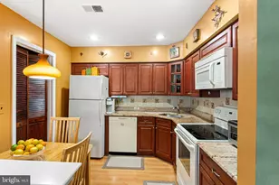 84 W Bluebell Ln, Mount Laurel, NJ 08054 - Photo 8
