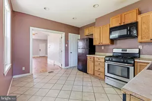 910 Columbus Rd, Burlington, NJ 08016 - Photo 10