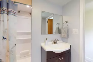 60 Dawn Dr, Mount Holly, NJ 08060 - Photo 12