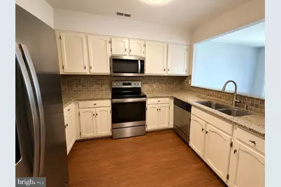 5 Society Court, Burlington, NJ 08016 - Photo 8