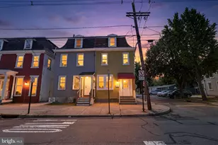 348 E Broad St, Burlington, NJ 08016 - Photo 1