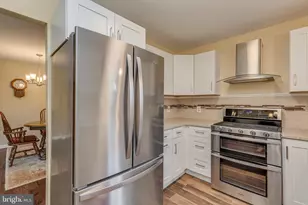 1002 Sweetwater Dr, Cinnaminson, NJ 08077 - Photo 4