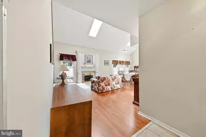 207 Berkshire Way, Marlton, NJ 08053 - Photo 4