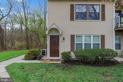 164 Bradford Court, Mount Laurel, NJ 08054 - Photo 2