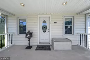 27 S Lenola Rd, Moorestown, NJ 08057 - Photo 2