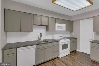 104 Pertwood Court #104, Mount Laurel, NJ 08054 - Photo 16