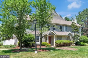 104 Pertwood Ct, Mount Laurel, NJ 08054 - Photo 4