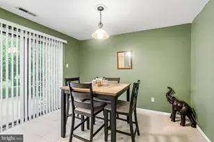 18 E Daisy Ln, Mount Laurel, NJ 08054 - Photo 10