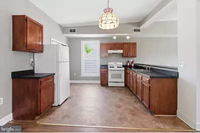 24369 W Main Street #D, Mansfield Township, NJ 08022 - Photo 10