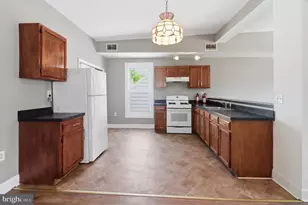 24369 W Main St, Mansfield Township, NJ 08022 - Photo 10
