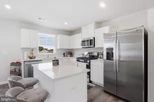 9 Floyd Ave, Beverly, NJ 08010 - Photo 12