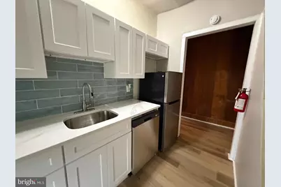 1 Breakneck Road #APT 5, Medford, NJ 08055 - Photo 4