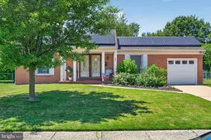 203 Countryside Ln, Mount Laurel, NJ 08054 - Photo 1