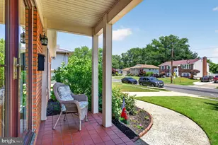 203 Countryside Ln, Mount Laurel, NJ 08054 - Photo 4