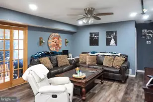 76 W Bluebell Ln, Mount Laurel, NJ 08054 - Photo 8