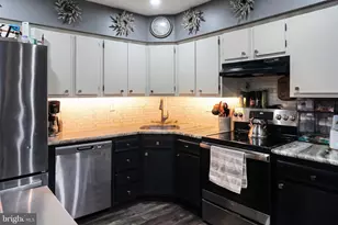 76 W Bluebell Ln, Mount Laurel, NJ 08054 - Photo 1