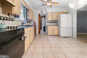 51 Christopher Mill Rd, Medford, NJ 08055 - Photo 4