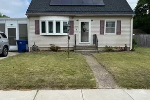 333 Wilbur Henry Dr, Florence, NJ 08518 - Photo 2