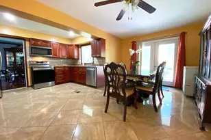 30 Winterberry Ln, Willingboro, NJ 08046 - Photo 6