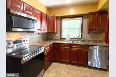 30 Winterberry Lane, Willingboro, NJ 08046 - Photo 8