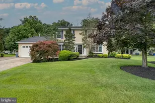 14 Elsinore Dr, Hainesport, NJ 08036 - Photo 1