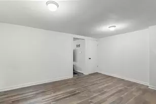 443 Wood St, Burlington, NJ 08016 - Photo 4