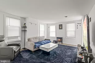 443 Wood St, Burlington, NJ 08016 - Photo 2