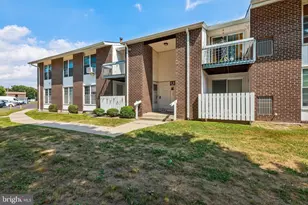 275 Green St, Edgewater Park, NJ 08010 - Photo 2