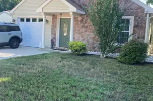 162 Huntington Dr, Southampton Twp, NJ 08088 - Photo 1