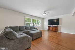 114 Chatham Rd, Mount Laurel, NJ 08054 - Photo 4