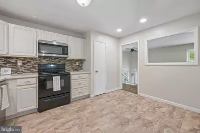 114 Chatham Road, Mount Laurel, NJ 08054 - Photo 12